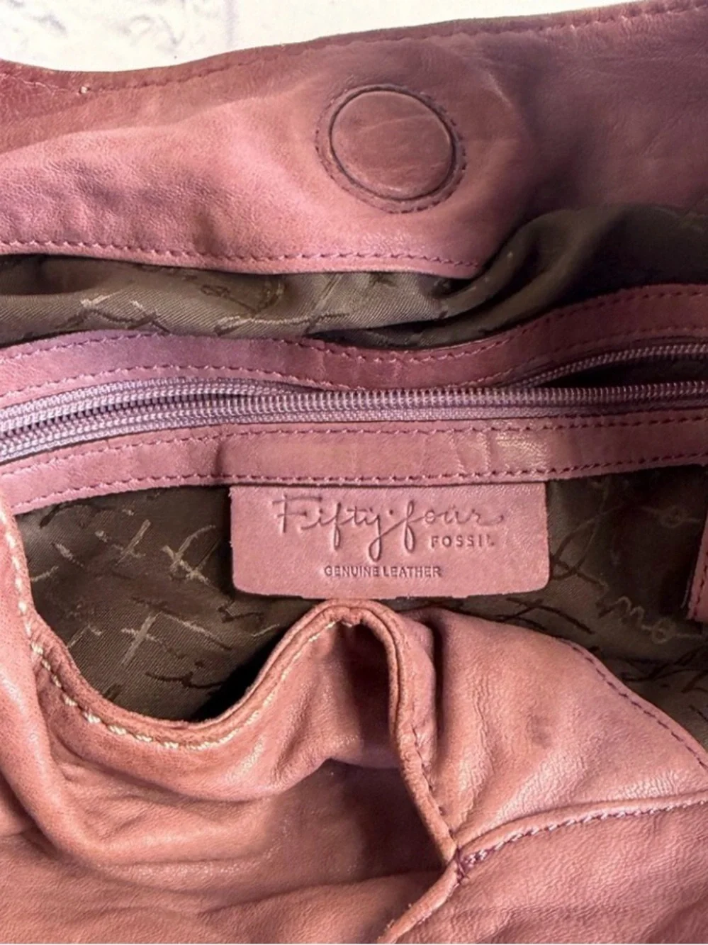 Vintage Fossil Fifty-Four “Blake”Mauve Leather Hobo Bag with Brass Key Charm